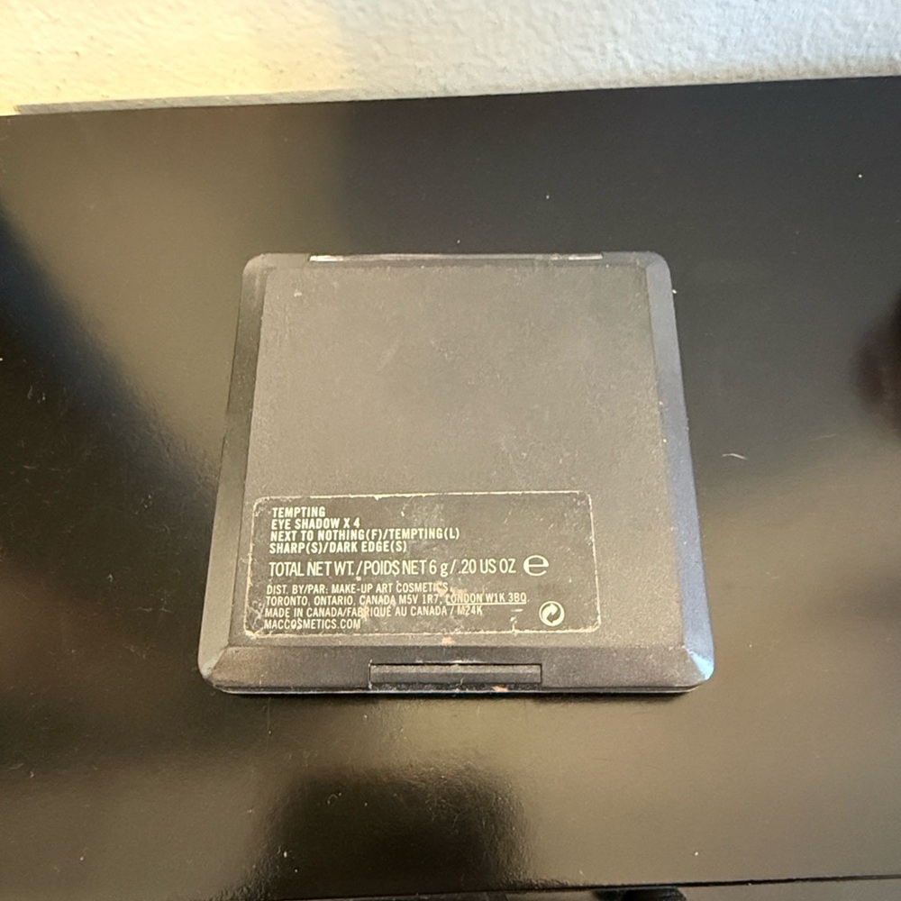 MAC Cosmetics | RARE Quad Eyeshadow Palette & Crushed Metallic Pigment Powders - Picture 4 of 11